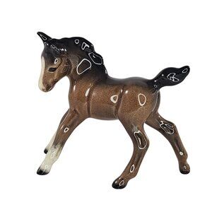 Beswick England Gambolling Foal Bay Figurine #996 Facing Left
